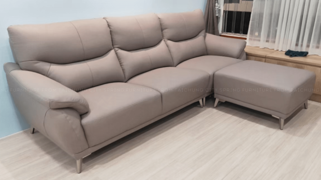 Starbucks leather sofa_deliver shot_1